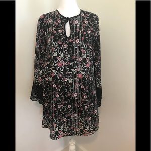 ❤️sold❤️BCBG floral tunic/dress